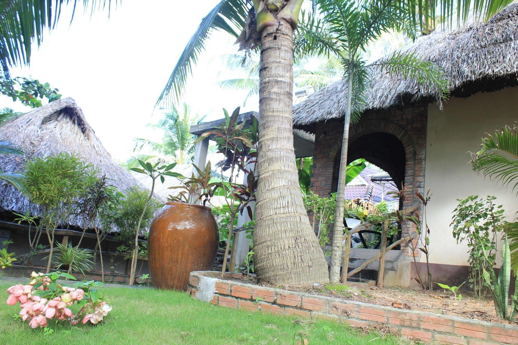 Lien Hiep Thanh Homestay & Beach Bar Phú Quý Zewnętrze zdjęcie