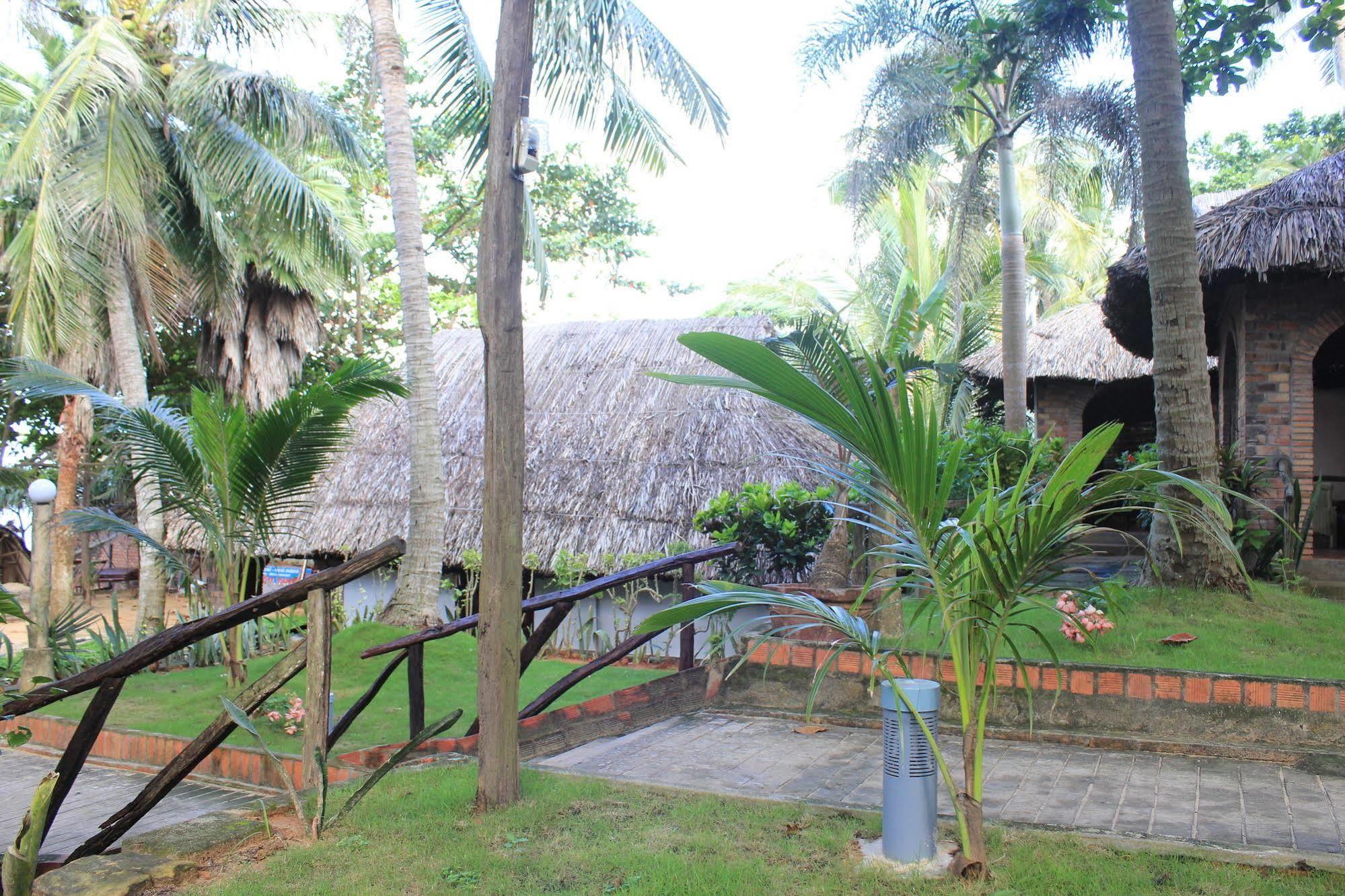 Lien Hiep Thanh Homestay & Beach Bar Phú Quý Zewnętrze zdjęcie