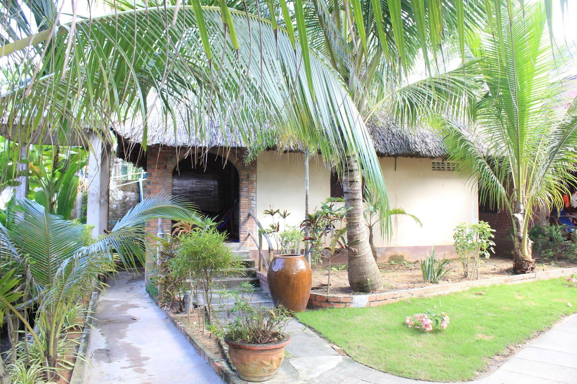 Lien Hiep Thanh Homestay & Beach Bar Phú Quý Zewnętrze zdjęcie